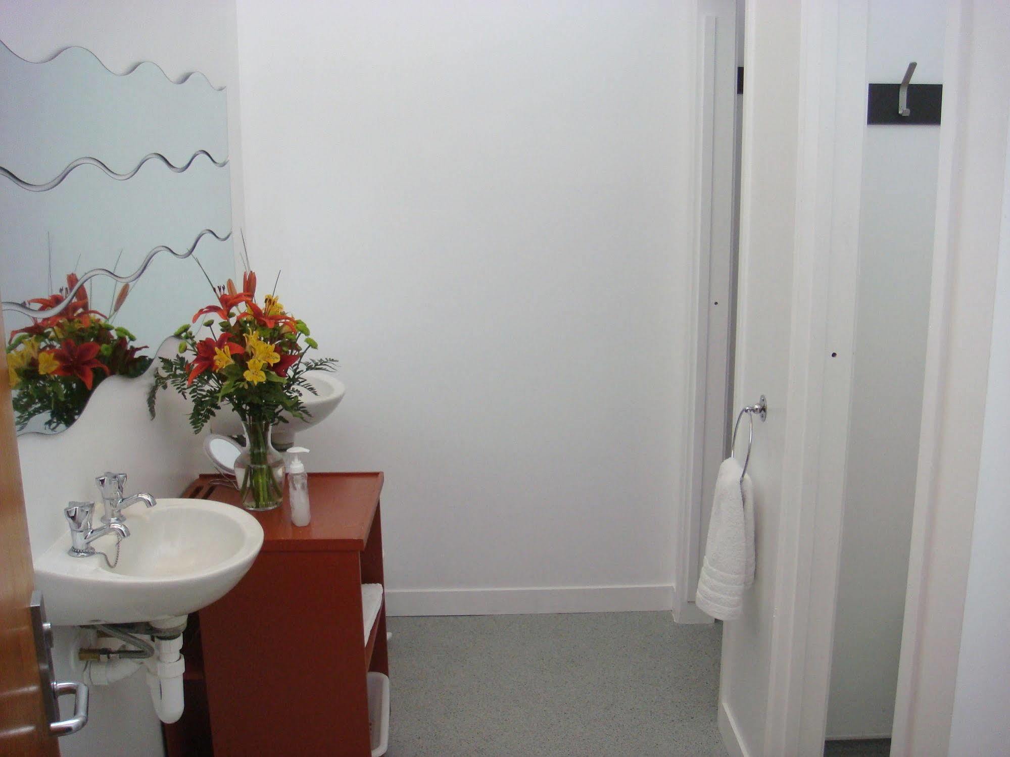 Cromwell Backpackers Hostel Buitenkant foto