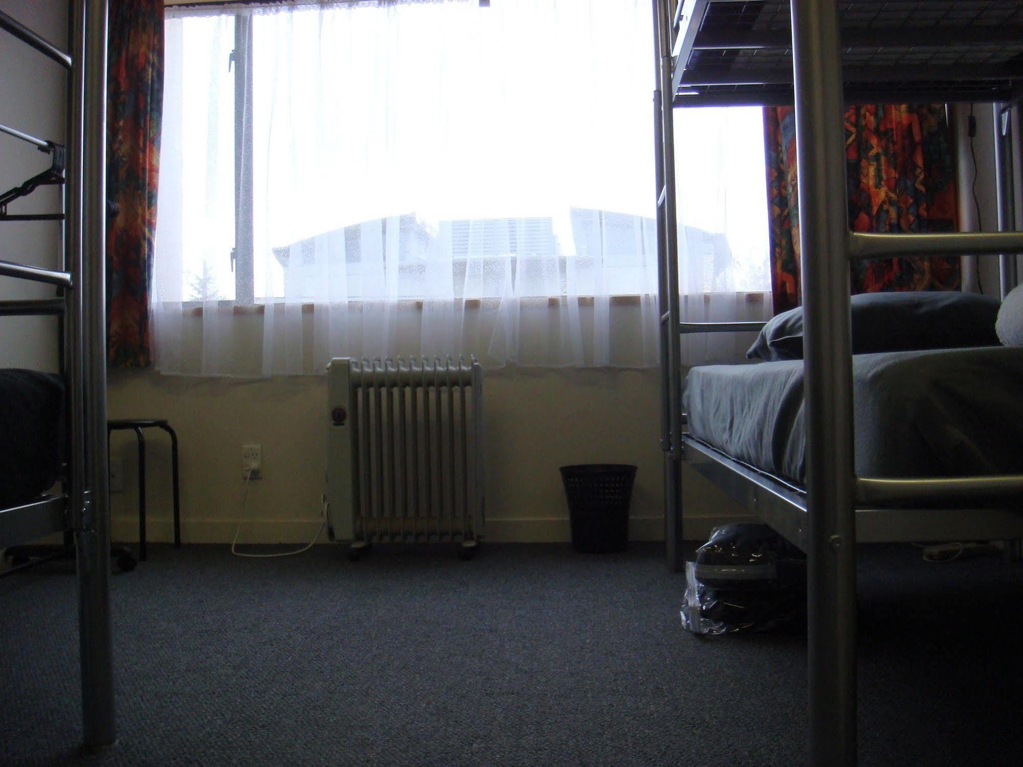 Cromwell Backpackers Hostel Buitenkant foto