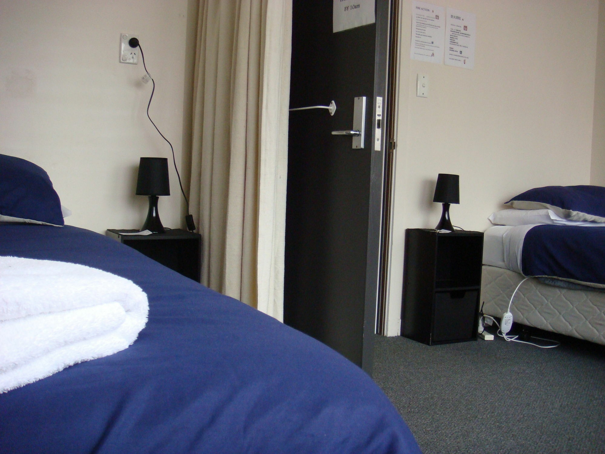 Cromwell Backpackers Hostel Buitenkant foto